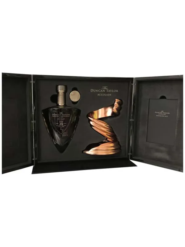Macallan 1990 - 35 năm (Duncan Taylor The Accolade)